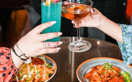 4.3 Rating – Lord of the Drinks, Connaught Place – ₹2,800–₹3,500 approx for two (exclusive of alcohol) and taxes – Iconic Luxury Bar & Lounge in Central Delhi