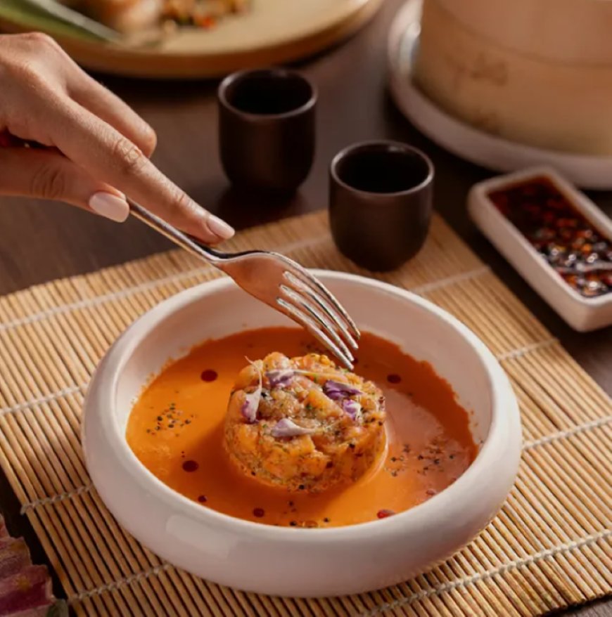 4.8 Rating – Pa Pa Ya – Saket – ₹3,000–₹3,500 approx for two, exclusive of taxes – Modern Pan-Asian Fine Dining Restaurant in New Delhi
