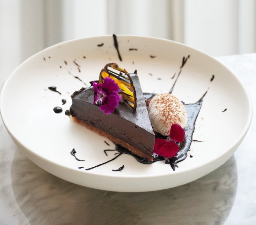 4.6 Rating – Elina Vara – Farm to Fork, Chhatarpur – ₹4,000 approx for two, exclusive of taxes – Farm-to-Table Fine Casual Dining in South Delhi