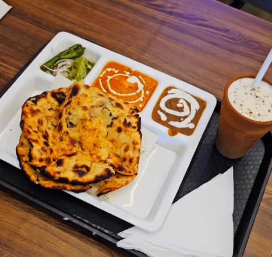3.9 Rating – Nagpal’s Chole Bhature, Sainik Farms – ₹400 approx for two (exclusive of taxes) – Popular North Indian Chole Bhature Spot in South Delhi