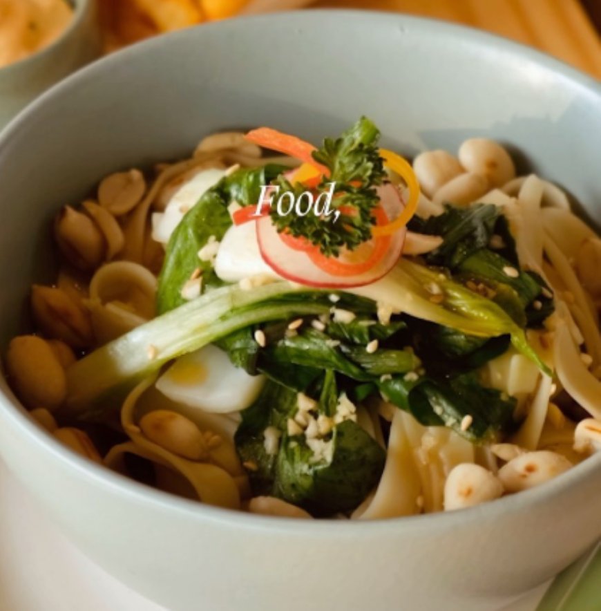4.4 Rating – The Local Café, Pamposh Enclave (GK-1) – ₹1,600 approx for two (exclusive of taxes) – All-Day Café Dining & Comfort Food Spot in South Delhi