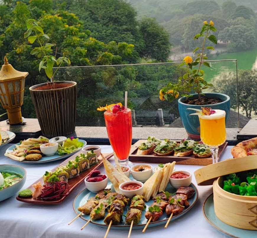 4.1 Rating – Mia Bella, Hauz Khas Village – ₹2,800 approx for two (exclusive of taxes) – Romantic Lake-View Dining & Bar in South Delhi
