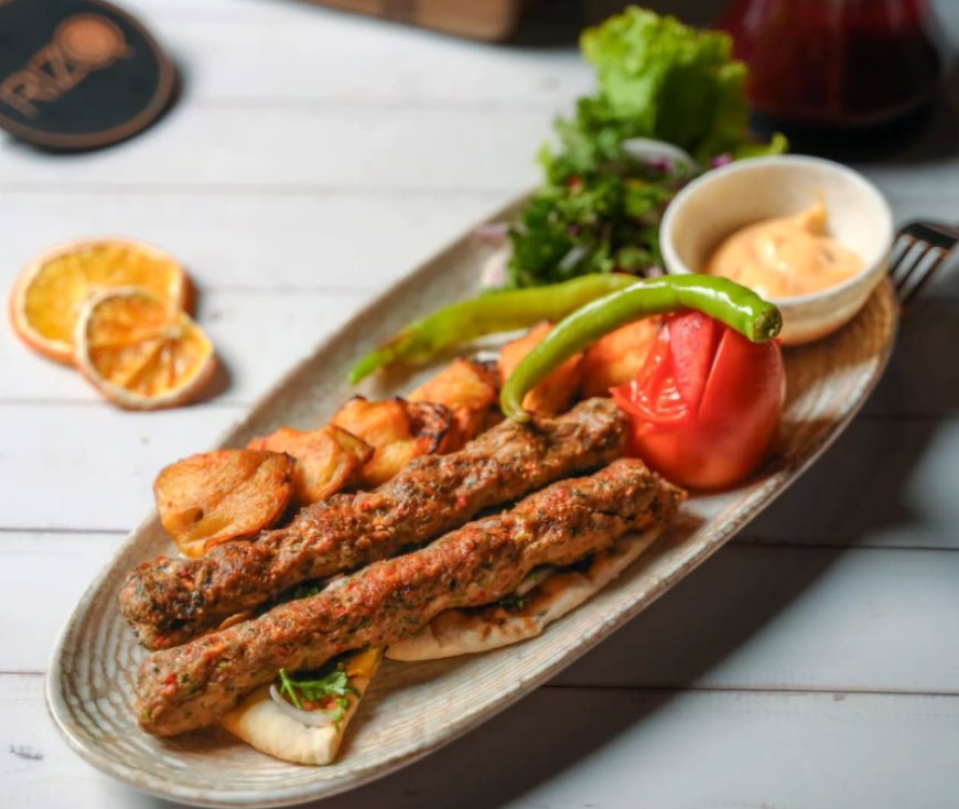 4.6 Rating – Rizq, Defence Colony – ₹3,200 approx for two (exclusive of taxes) – Luxury Rooftop Dining & Lounge in South Delhi