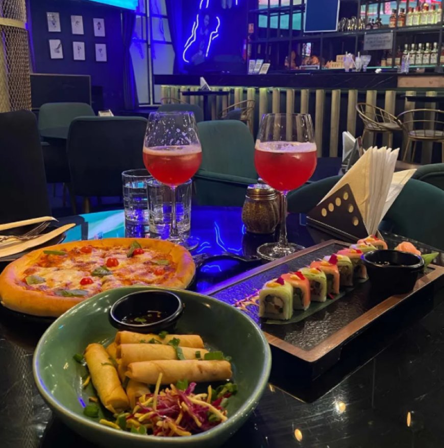 4.5 Rating – LIV Bar, Aerocity – ₹2,500–₹3,000 approx for two (exclusive of alcohol) and taxes – Stylish Bar & Lounge Near Delhi Airport