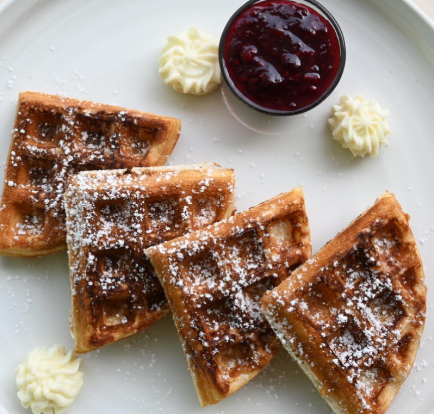 4.1 Rating – Elma’s Brasserie, Lodhi Colony – ₹1,600–₹2,200 approx for two (exclusive of alcohol and taxes) – European-Style Café & Bakery in Central Delhi