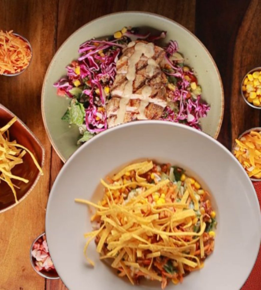 4.2 Rating – Hard Rock Cafe, Connaught Place – ₹2,500–₹3,500 approx for two (exclusive of alcohol and taxes) – Iconic American Bar & Live Music Restaurant in Central Delhi